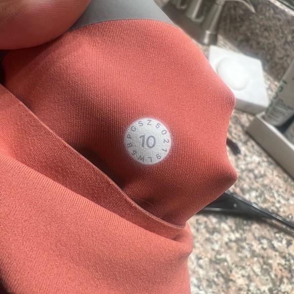 Lululemon In Movement High Rise Tight Everlux Rustic Coral - Picture 4 of 4